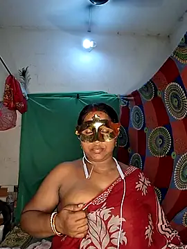 Snapshot of Real_Desi_Couple chatting on 06/04/26, 05:39 Real Desi Couple online show from 06/04/26, 05:39
