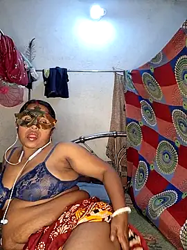 Snapshot of Real_Desi_Couple chatting on 03/18/26, 05:58 Real Desi Couple online show from 03/18/26, 05:58