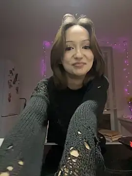 Snapshot of Helen_bae chatting on 02/09/25, 08:56 Helen bae online show from 02/09/25, 08:56