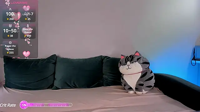 Snapshot of Helen_bae chatting on 02/23/25, 03:18 Helen bae online show from 02/23/25, 03:18