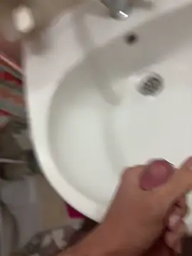 Snapshot of denizli18 chatting on 03/22/26, 02:40 denizli18 online show from 03/22/26, 02:40