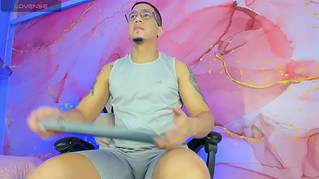 JoshMillerr  online show from 11/22/25, 02:10