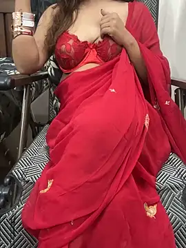 HoneyBearCpl online show from 03/01/26, 04:07