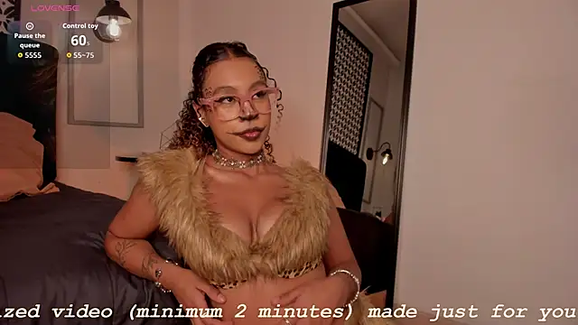 sade jackson1 online show from 10/28/25, 04:57