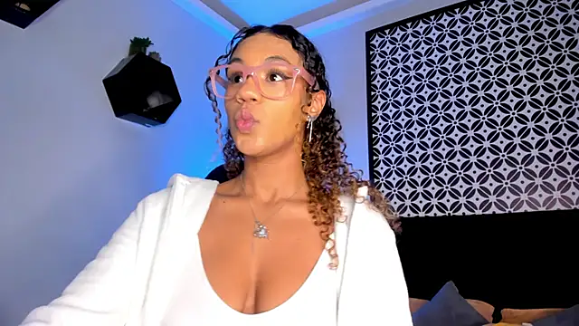 sade jackson1 online show from 10/09/25, 04:13