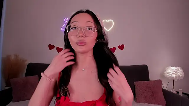 naomi asian online show from 05/30/26, 06:20