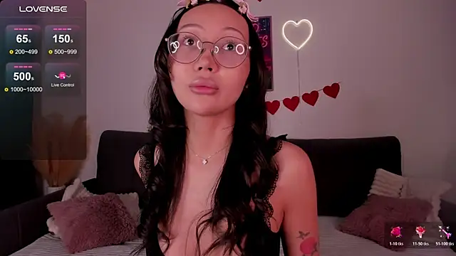 naomi asian online show from 03/25/26, 03:28