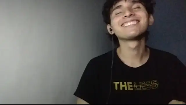 Snapshot of Charley_quin chatting on 03/13/25, 03:11 Charley quin online show from 03/13/25, 03:11