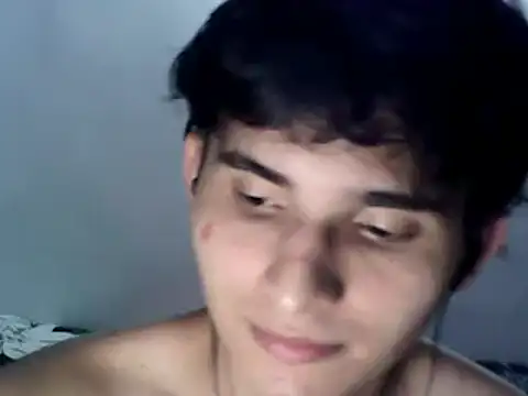 Snapshot of Charley_quin chatting on 02/16/25, 11:39 Charley quin online show from 02/16/25, 11:39