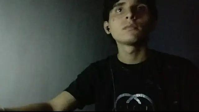 Snapshot of Charley_quin chatting on 03/09/25, 12:00 Charley quin online show from 03/09/25, 12:00