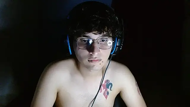 Charley quin online show from 05/17/26, 01:16