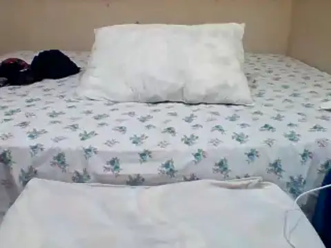 Snapshot of spicy_loulou chatting on 01/06/25, 11:19 spicy loulou online show from 01/06/25, 11:19