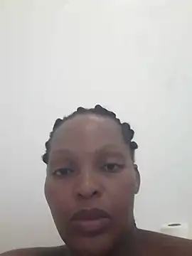 Snapshot of wet_Lips_x_x chatting on 12/19/24, 08:45 wet Lips x x online show from 12/19/24, 08:45