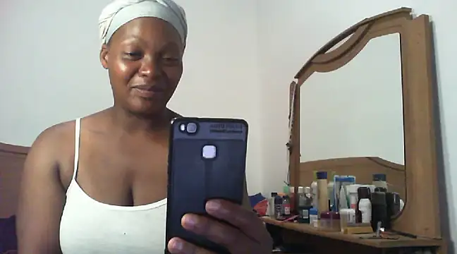 Snapshot of wet_Lips_x_x chatting on 02/11/25, 07:38 wet Lips x x online show from 02/11/25, 07:38