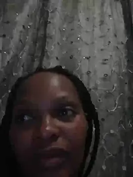 Snapshot of wet_Lips_x_x chatting on 12/18/24, 10:02 wet Lips x x online show from 12/18/24, 10:02