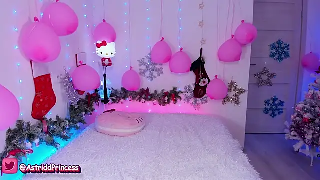 AstridHotty online show from 01/13/26, 12:20