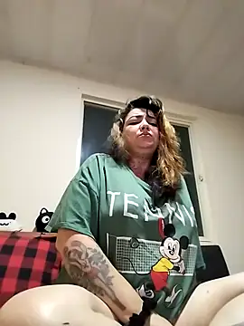 poisson ivy online show from 10/06/25, 03:19