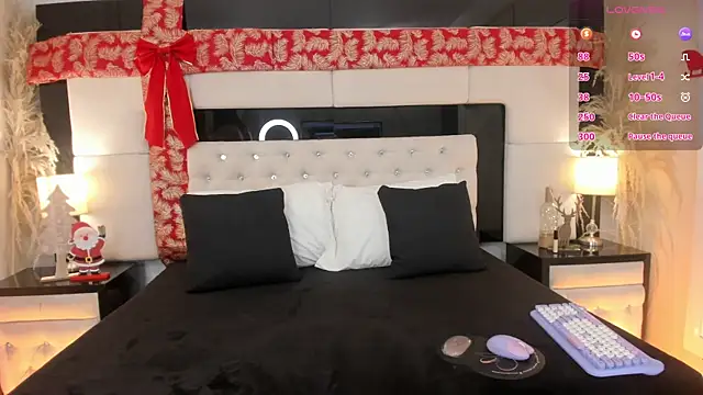 CarlaRossi  online show from 12/21/25, 08:09