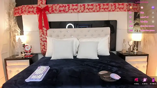 CarlaRossi  online show from 12/22/25, 09:37