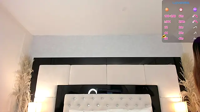 CarlaRossi  online show from 10/09/25, 07:36