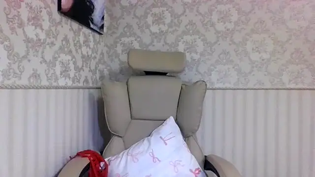 Snapshot of jennifer838 chatting on 11/02/25, 06:24 jennifer838 online show from 11/02/25, 06:24