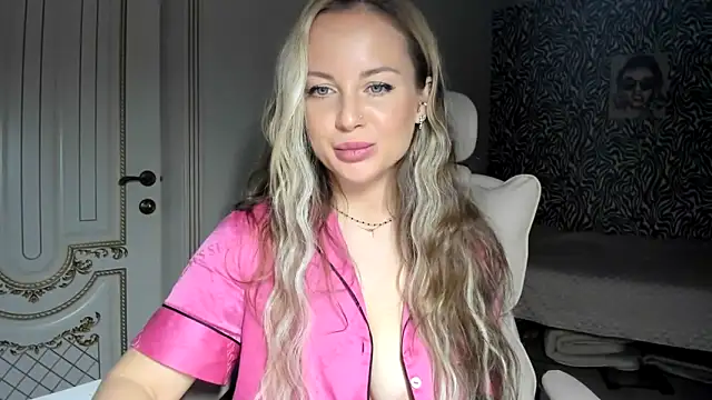 jennifer838 online show from 04/20/26, 08:50