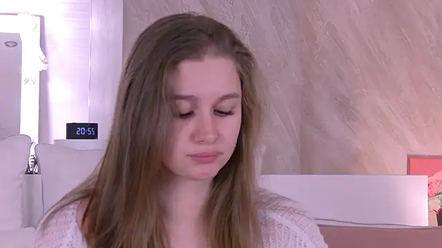 EllieHayes online show from 12/20/25, 07:06