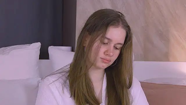 EllieHayes online show from 03/20/26, 09:27