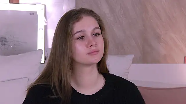 EllieHayes online show from 11/30/25, 05:36