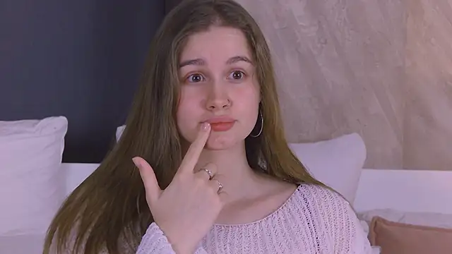 EllieHayes online show from 04/02/26, 09:43