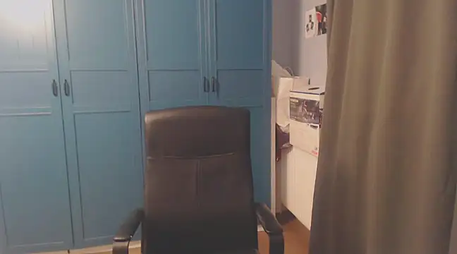 CuteMan33 online show from 12/23/24, 01:08