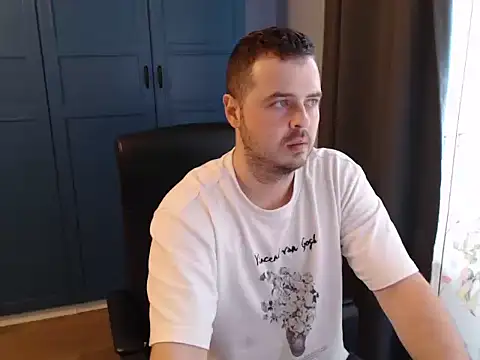 CuteMan33 online show from 09/12/25, 03:01