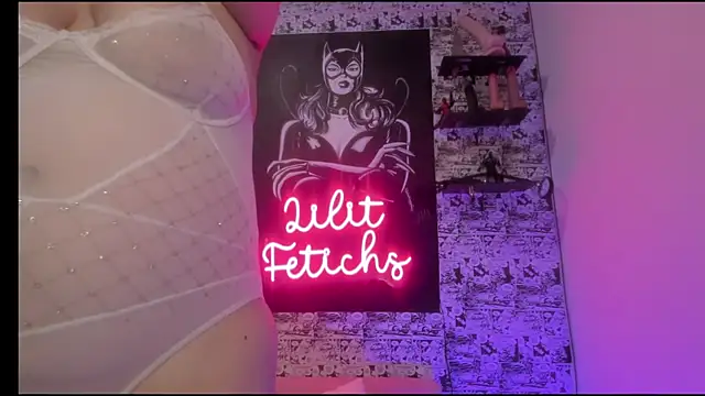 Snapshot of lilit_fetichs chatting on 10/02/25, 10:35 lilit fetichs online show from 10/02/25, 10:35