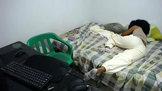 fabitokr online show from 11/18/25, 08:34