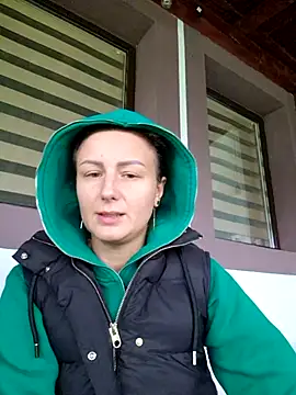 Snapshot of AudreyJoy chatting on 10/02/25, 05:44 AudreyJoy online show from 10/02/25, 05:44