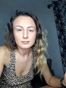 Snapshot of AudreyJoy chatting on 01/19/25, 01:32 AudreyJoy online show from 01/19/25, 01:32