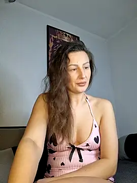 Snapshot of AudreyJoy chatting on 02/09/26, 08:51 AudreyJoy online show from 02/09/26, 08:51