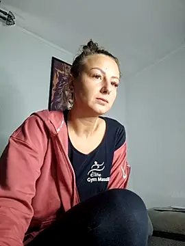 Snapshot of AudreyJoy chatting on 09/11/25, 06:02 AudreyJoy online show from 09/11/25, 06:02