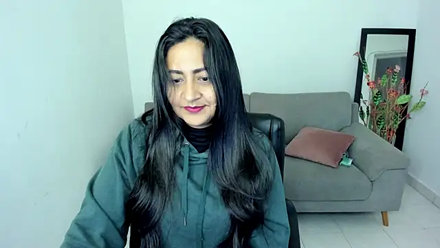 Adele Sweett online show from 11/26/25, 11:10