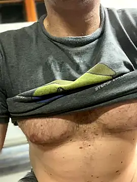 Snapshot of FrankJake99 chatting on 11/07/25, 07:40 FrankJake99 online show from 11/07/25, 07:40