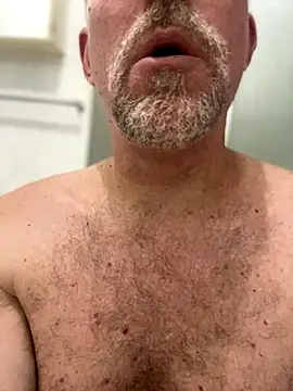 Snapshot of FrankJake99 chatting on 11/26/25, 10:21 FrankJake99 online show from 11/26/25, 10:21