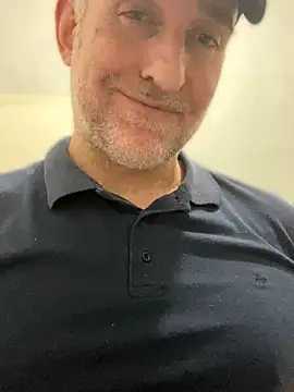 Snapshot of FrankJake99 chatting on 10/03/25, 09:05 FrankJake99 online show from 10/03/25, 09:05