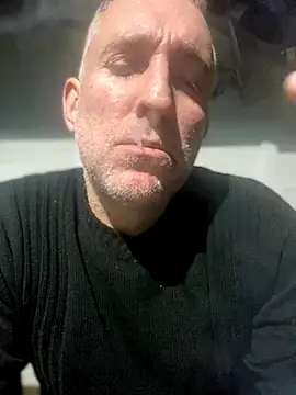 Snapshot of FrankJake99 chatting on 09/13/25, 07:14 FrankJake99 online show from 09/13/25, 07:14