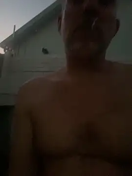 Snapshot of FrankJake99 chatting on 12/22/25, 05:57 FrankJake99 online show from 12/22/25, 05:57