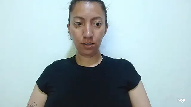 Snapshot of kaybabyhot chatting on 07/12/26, 02:18 kaybabyhot online show from 07/12/26, 02:18