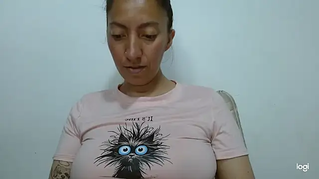 Snapshot of kaybabyhot chatting on 06/25/26, 07:52 kaybabyhot online show from 06/25/26, 07:52