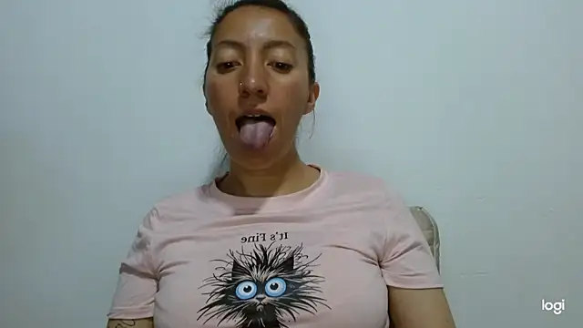 Snapshot of kaybabyhot chatting on 06/23/26, 09:24 kaybabyhot online show from 06/23/26, 09:24