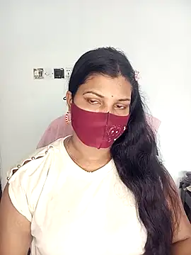 Hot-Angel  online show from 11/01/25, 08:19