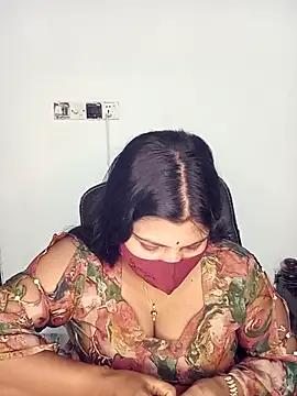 Hot-Angel  online show from 11/26/25, 12:43