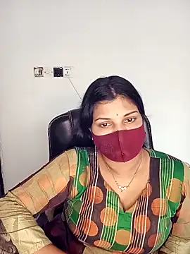 Hot-Angel  online show from 11/06/25, 04:27